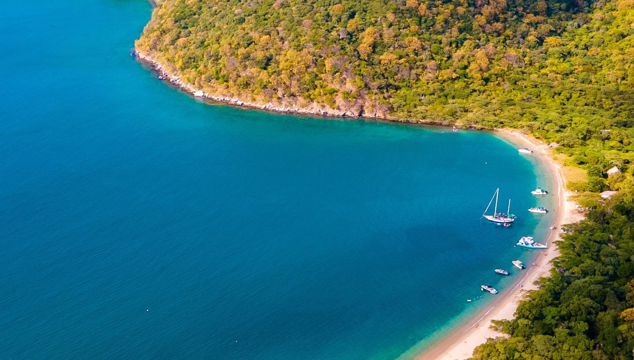 Cinto and Crystal Beaches Day Trip