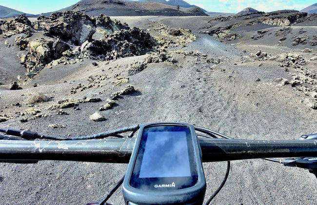 Tour en bicicleta por el Parque Natural de los Volcanes - Foto 3