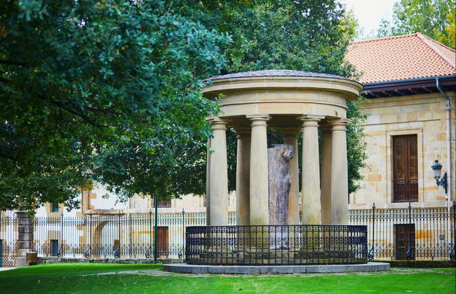 San Juan de Gaztelugatxe, Guernica + Mundaka Tour - Foto 8