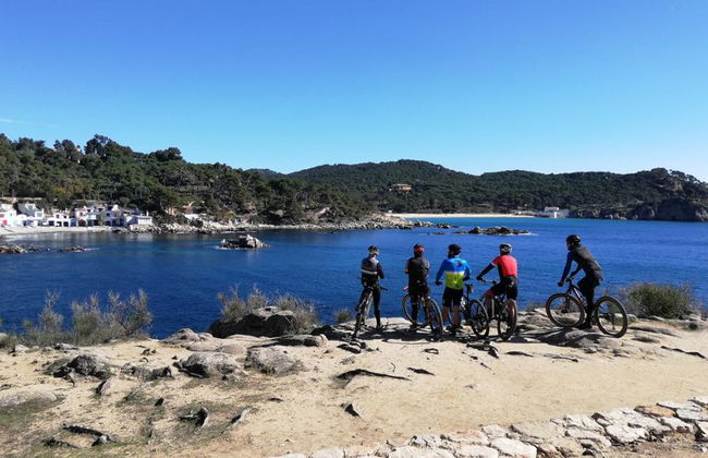 Costa Brava à Vélo - Excursion au départ de Palafrugell - Photo 1