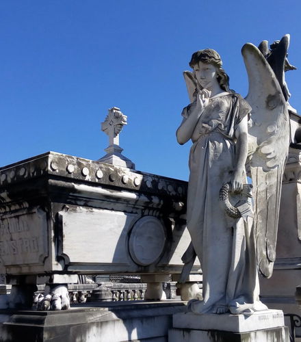 Foto de Visita guiada por el cementerio La Carriona