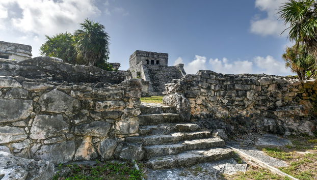 Tulum Archeological Site Guided Tour - Photo 2