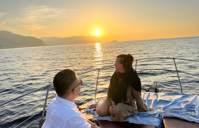 Paseo en barco por la Grotta della Regina - Foto 3