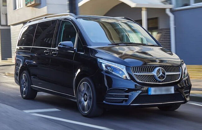 MiniVan Departure Private Transfer Sharjah to Sharjah Airport SHJ - Photo 5