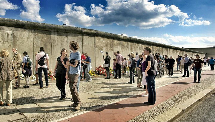 Privater Transfer von Hamburg nach Berlin mit 2-stündigem Stopp - Foto 1