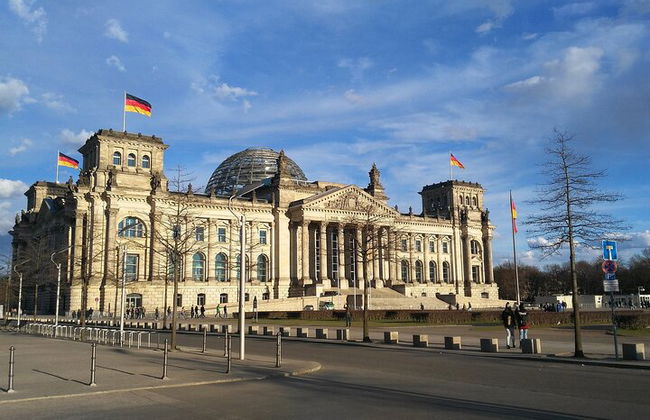 Privater Transfer von Hamburg nach Berlin mit 2-stündigem Stopp - Foto 2