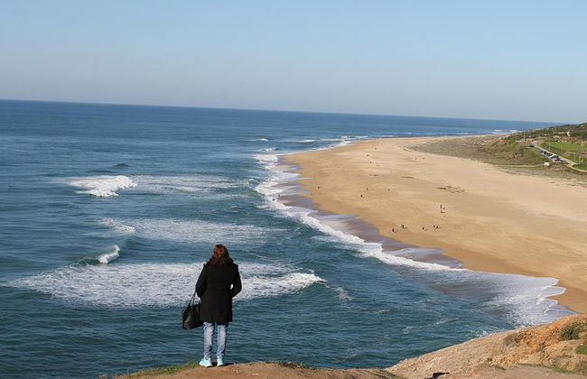 Tour privado de Fátima y Batalha Nazaré y Óbidos - Foto 9