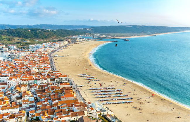 Tour privado de Fátima y Batalha Nazaré y Óbidos - Foto 8