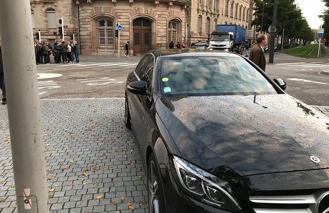 Coche de alquiler con conductor en Estrasburgo - disponibilidad 7 horas - Foto 2