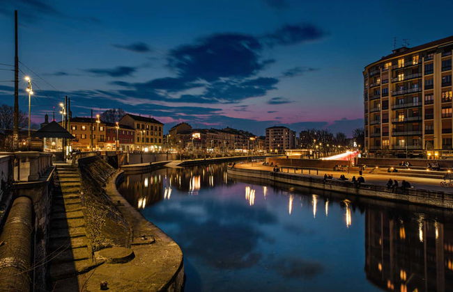 Tour noturno de ônibus panorâmico por Milão - Foto 3