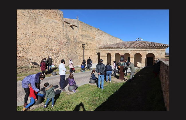 Tour por el Sistema Solar a Escala - Foto 3