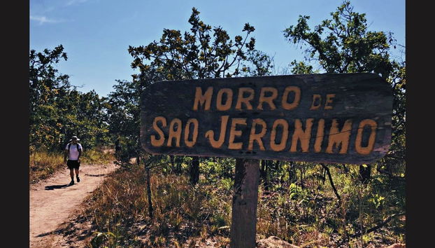 Trilha até o Morro de São Jerônimo - Foto 2