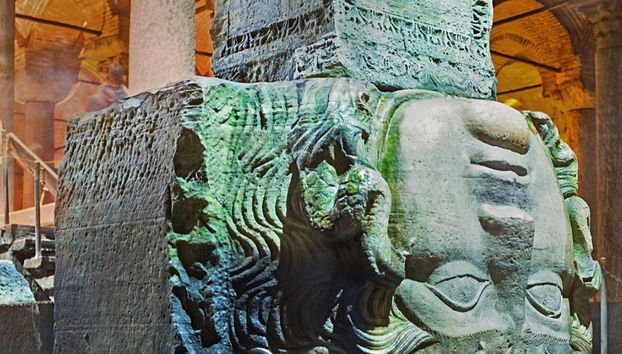 Basilica Cistern Guided Tour - Foto 3