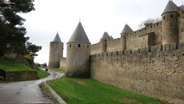 Visite théâtralisée de Carcassonne au temps des bâtisseurs - Foto 2