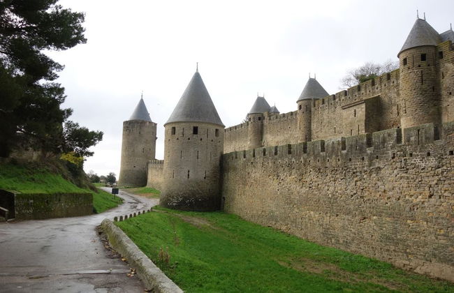 Visite théâtralisée de Carcassonne au temps des bâtisseurs - Foto 2