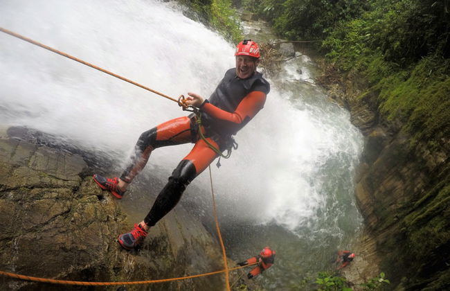 Canyoning sur la rivière Cashaurco - Photo 3
