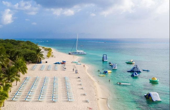 Paseo en catamarán por Cozumel + Snorkel - Foto 4