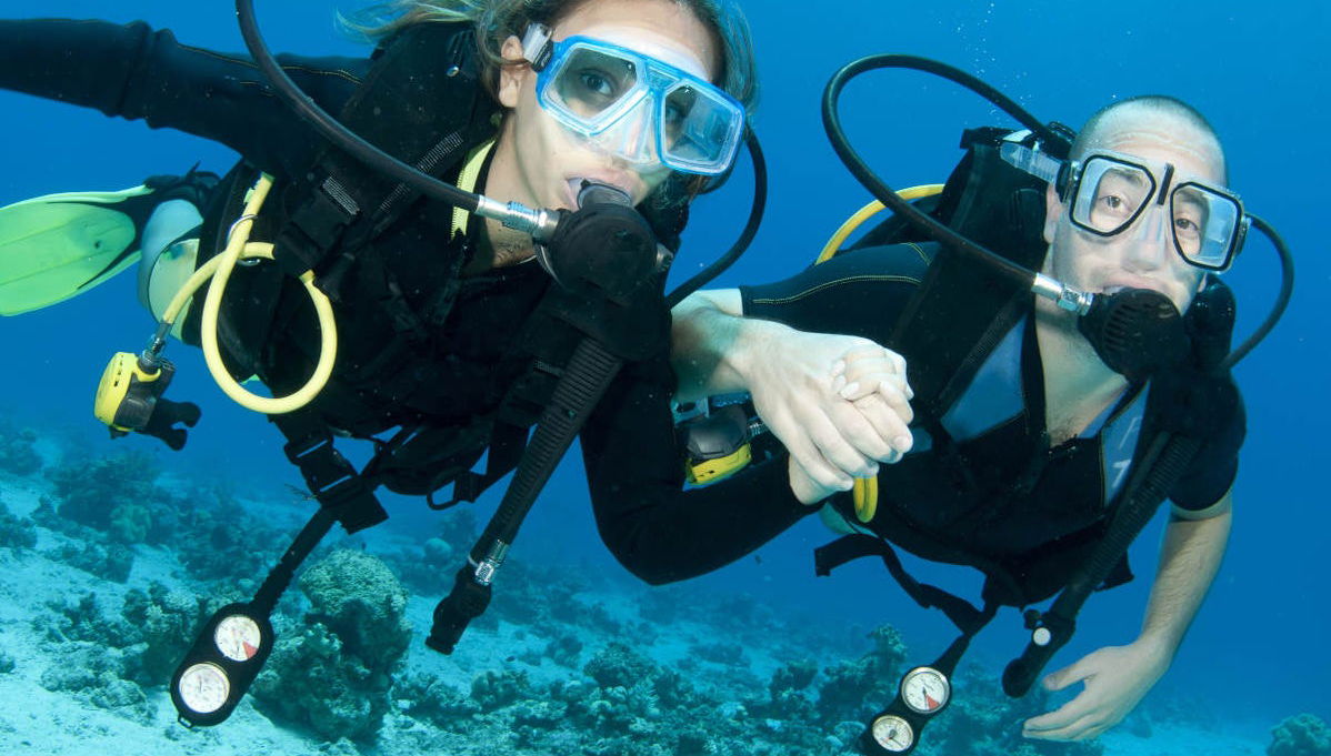 Immersione subacquea a Sail Rock - Foto 1