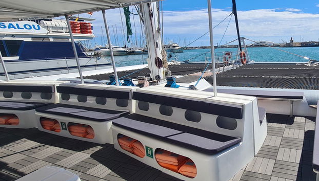 Passeio de catamarã de dia completo - Foto 3