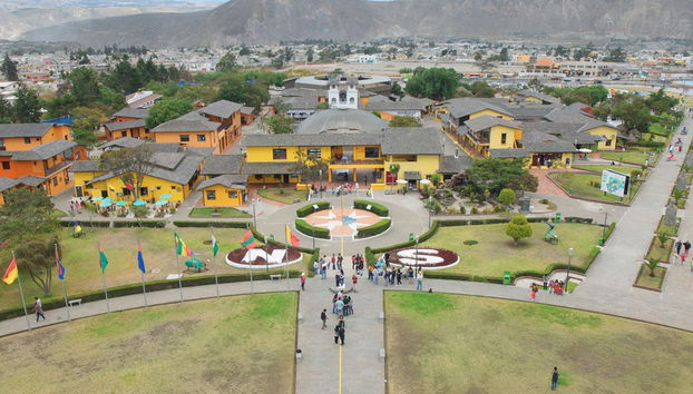 Mitad del Mundo Excursion - Photo 2