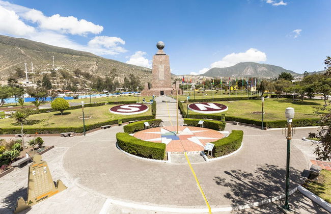Excursão a Mitad del Mundo - Foto 1