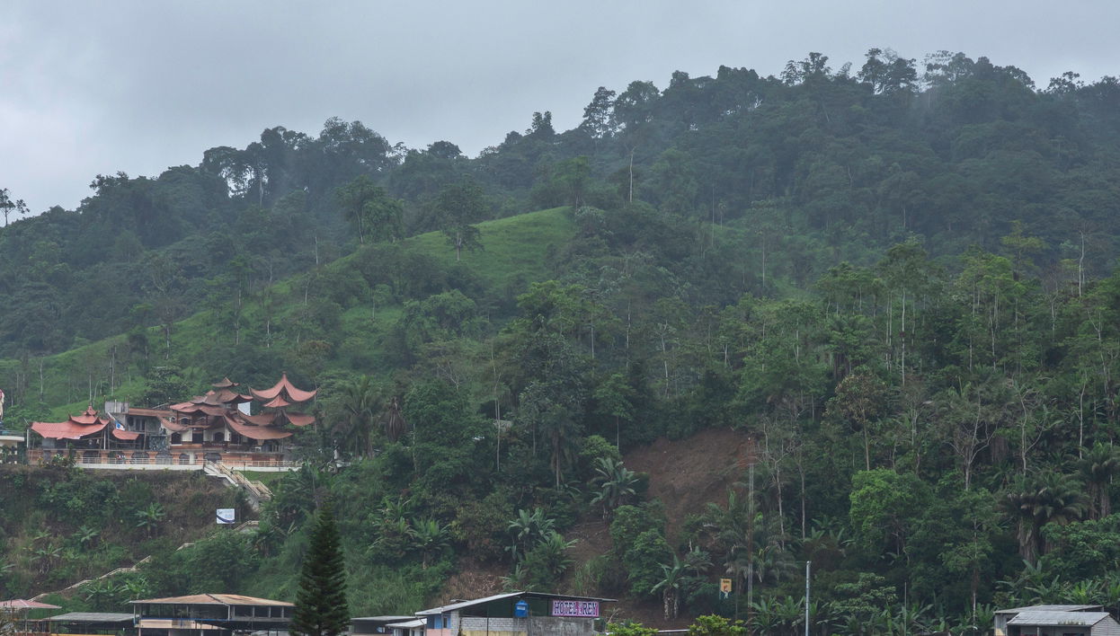Canyoning in Bucay - Foto 1