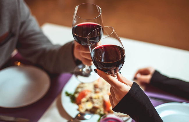 Tour de vinos y tapas por Valdevimbre - Foto 1