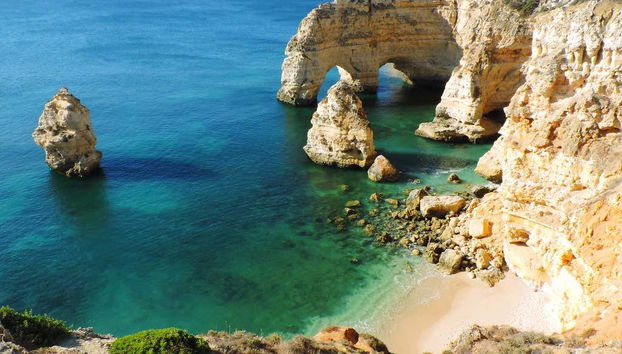 Excursión a la cueva de Benagil, Algar Seco y la playa de la Marina - Foto 2