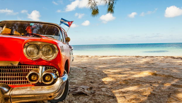 Tour privado en coche clásico por Varadero - Foto 2