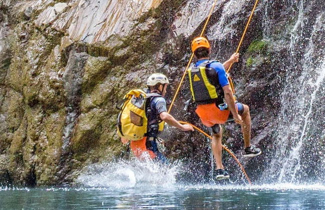 Paso de Vaqueros Canyoning - Photo 7