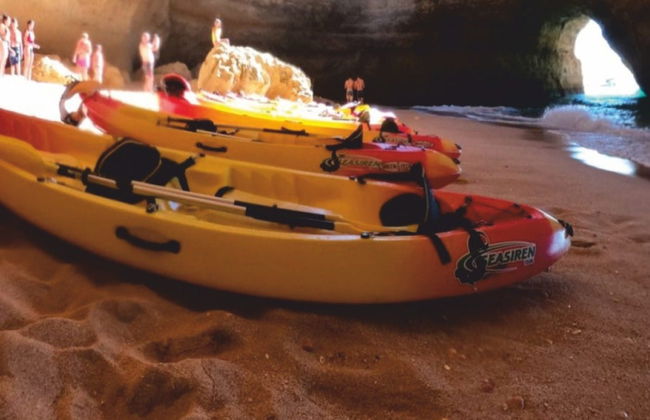 Giro in catamarano + Kayak alle grotte di Benagil - Foto 8