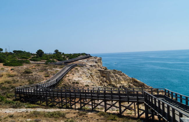 Benagil & Ferragudo Day Trip + Wine Tasting - Photo 2