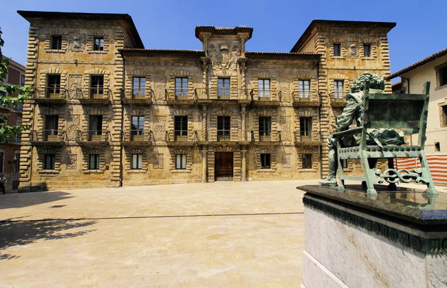 Visita guiada por Avilés - Photo 1