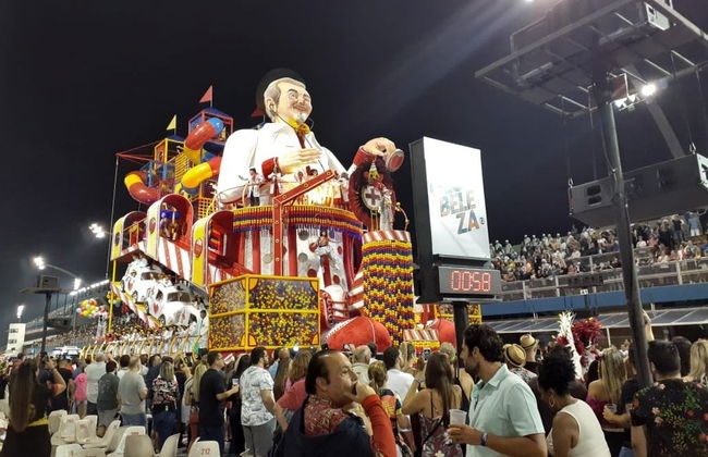 Sfilata di Carnevale a San Paolo in una zona VIP - Foto 2
