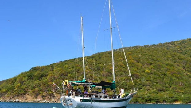Sailing in Concha Bay - Foto 2