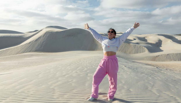 Pinnacles Desert Sunset & Stargazing - Photo 2