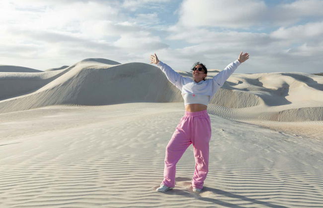 Pinnacles Desert Sunset & Stargazing - Photo 2