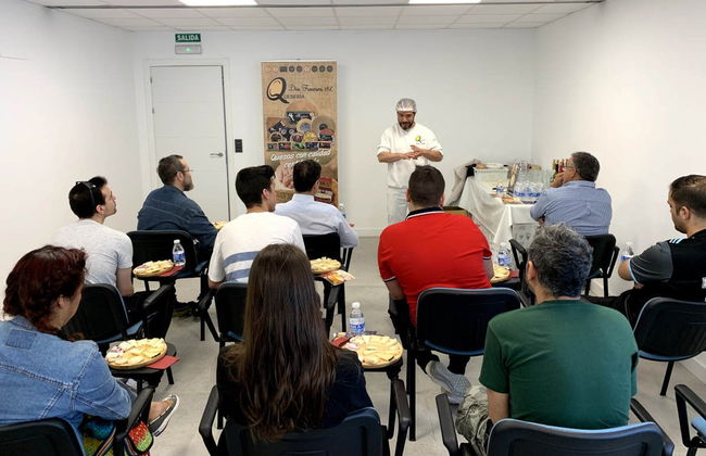 Visita del caseificio Doña Francisca + degustazione - Foto 4