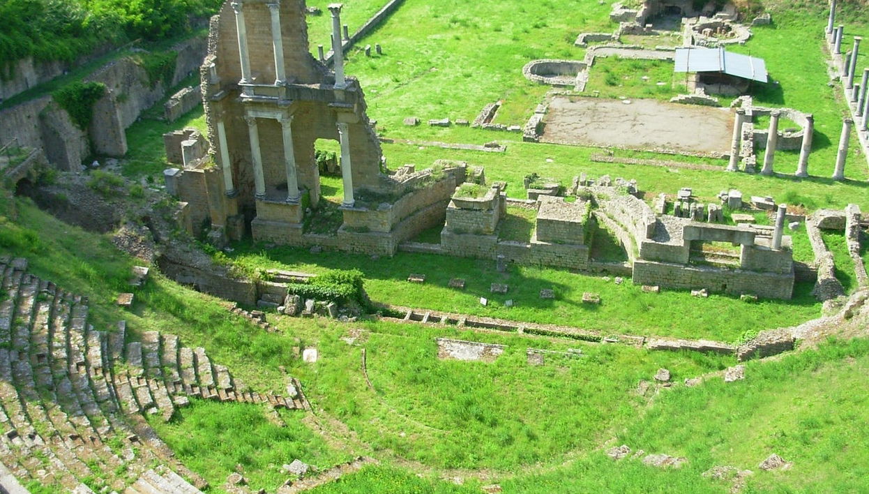 Tour privado por Volterra con guía en español - Foto 1