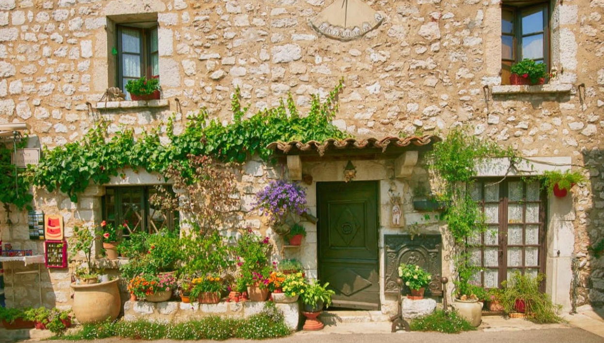 Excursion à Grasse + Dégustation de vins - Photo 1