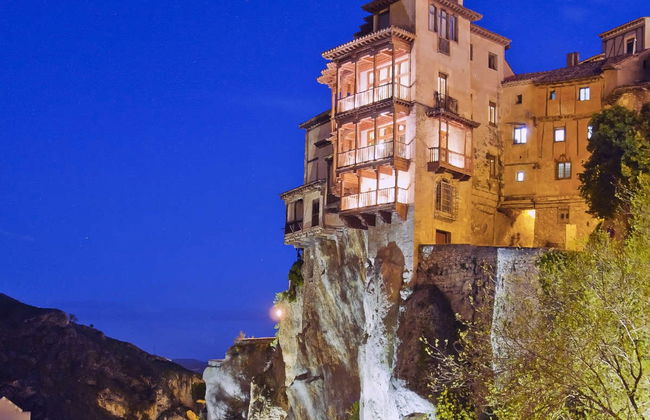 Tour nocturno por Cuenca - Foto 1