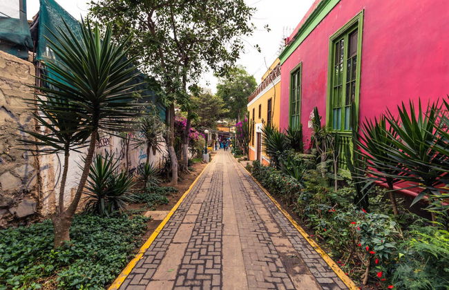 Chorrillos & Barranco Guided Tour - Photo 6