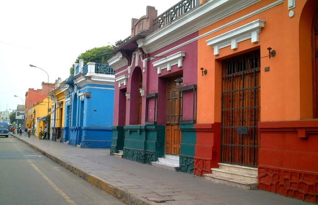 Chorrillos & Barranco Guided Tour - Photo 3