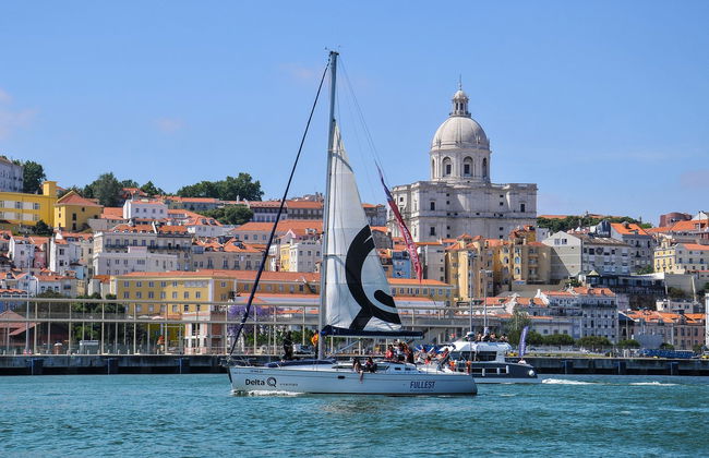 Paseo en velero por Lisboa - Foto 4