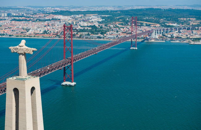 Paseo en velero por Lisboa - Foto 4