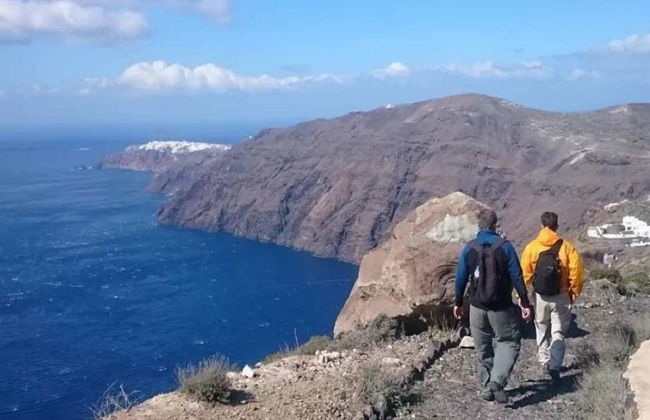 Santorini al Descubierto: Una Ruta Fotográfica por Joyas Ocultas con Traslados - Tour Privado - Foto 3