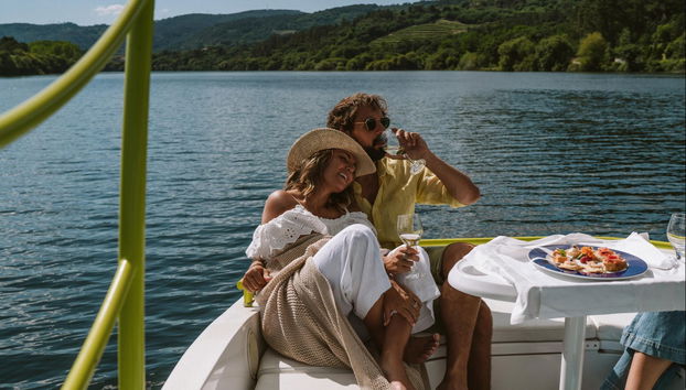 Paseo en barco eléctrico por el río Miño - Foto 3