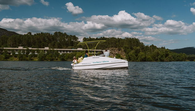Paseo en barco eléctrico por el río Miño - Foto 2