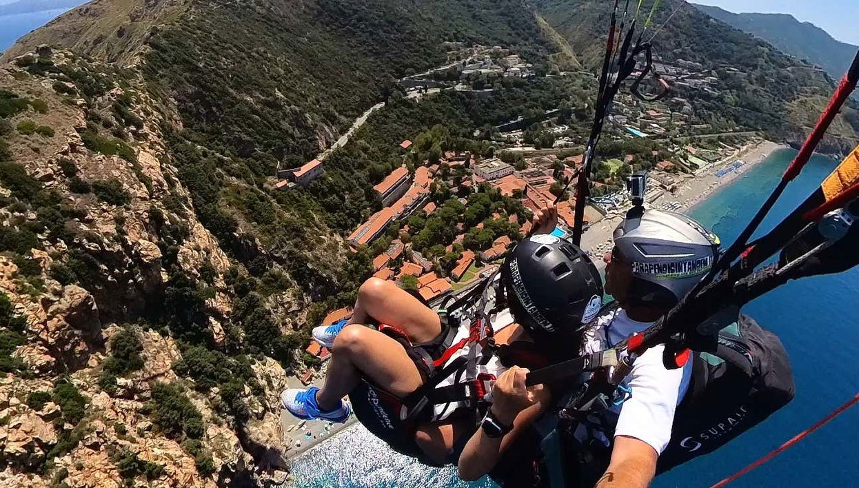 Volo in parapendio a Palermo