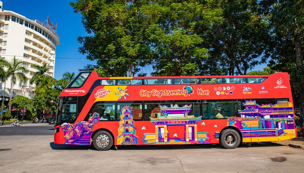 Autobus turistico di Hue